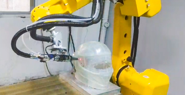 三維激光切割機(jī)為頭盔制造傳統(tǒng)工藝按下“精準(zhǔn)刪除鍵”